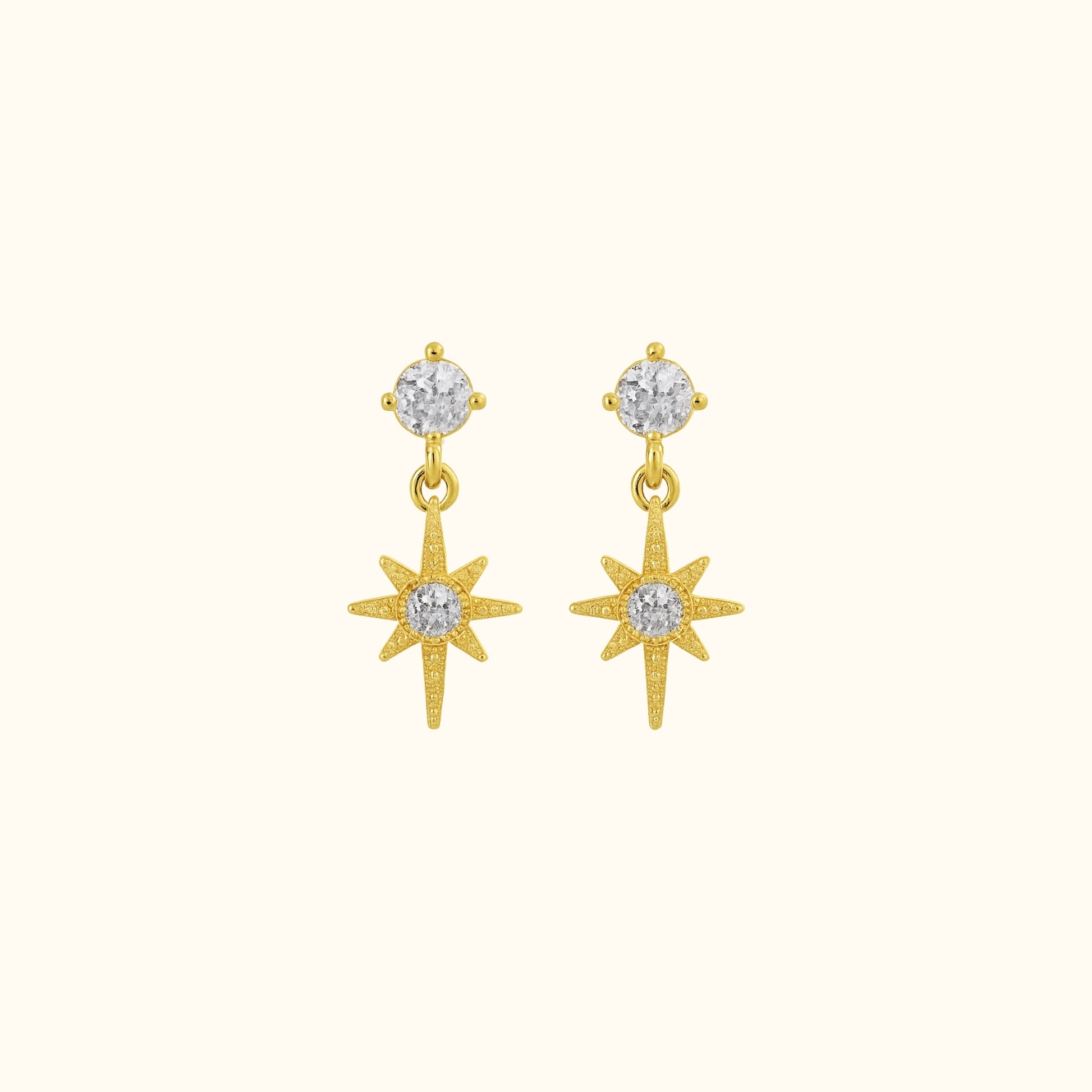 Boucles d’Oreilles Étoile en or – Bijou raffiné et lumineux, élégant et intemporel